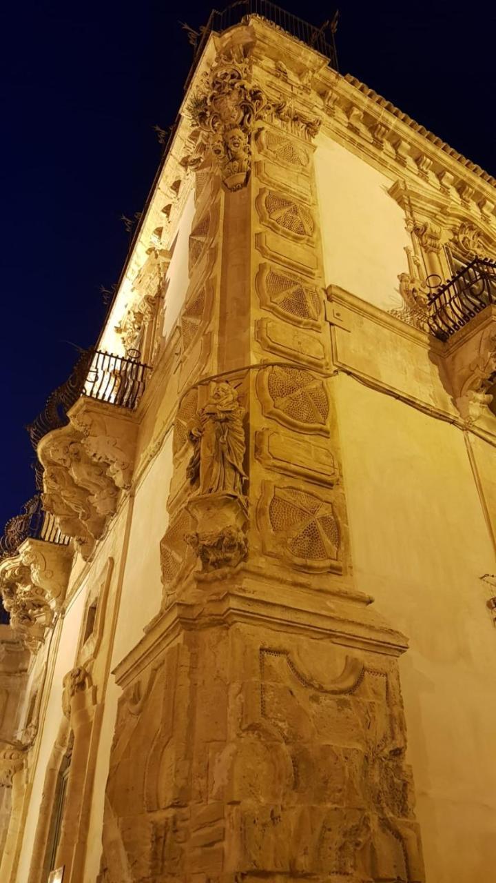 B&B Casa Lucrezia Scicli Dış mekan fotoğraf